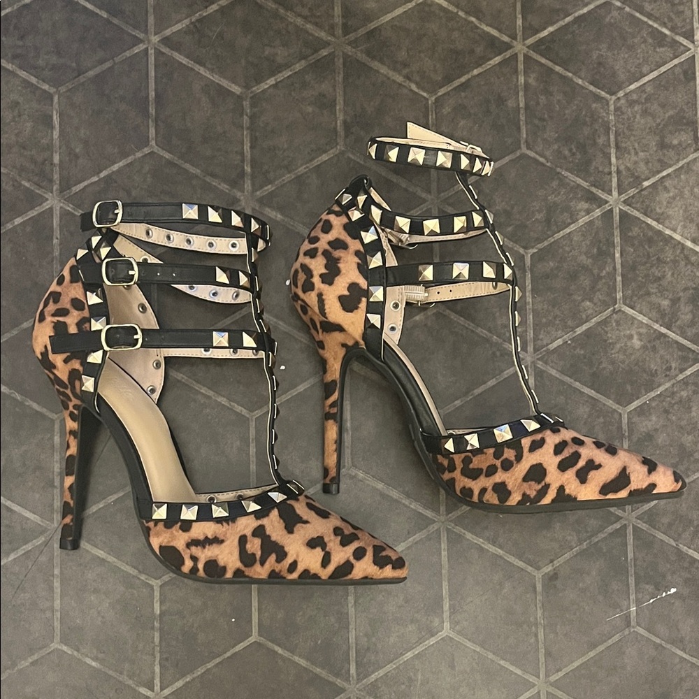 New Charlotte Russe Leopard Print Studded Heels